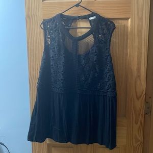 Maurice’s black lace tank top